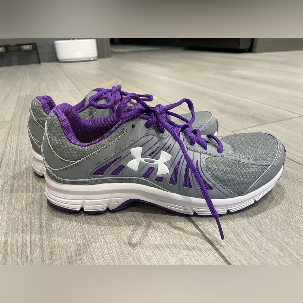 Under Armour Tennis Shoes